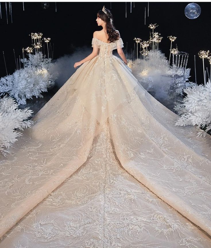 Top 50 mẫu váy cưới đẹp sang trọng nhất 2022  Lucky Anh  Em